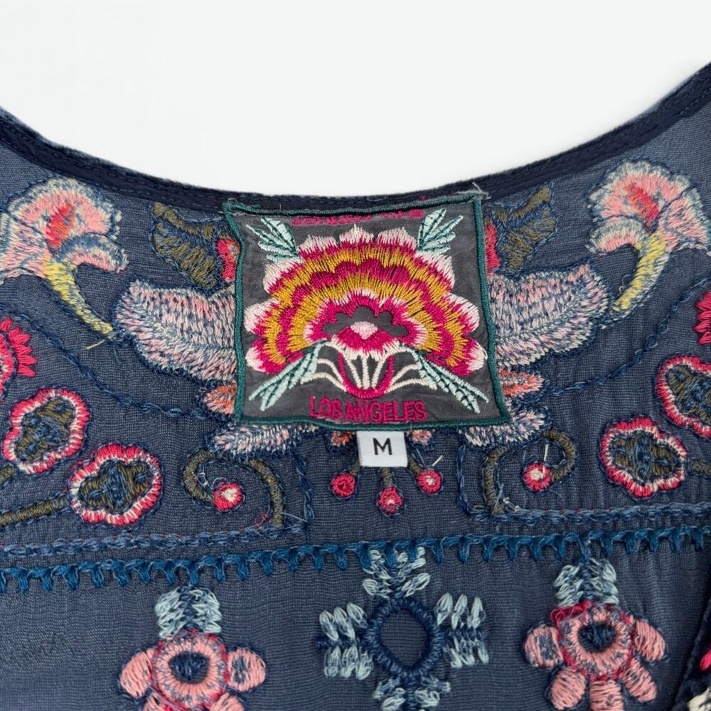 Johnny Was Los Angeles Velvet Tunic Top Womens Medium Blue Embroidered Boho - Picture 3 of 11